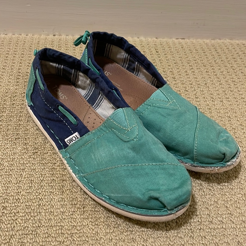 TOMS navy and green slip ons - size 8